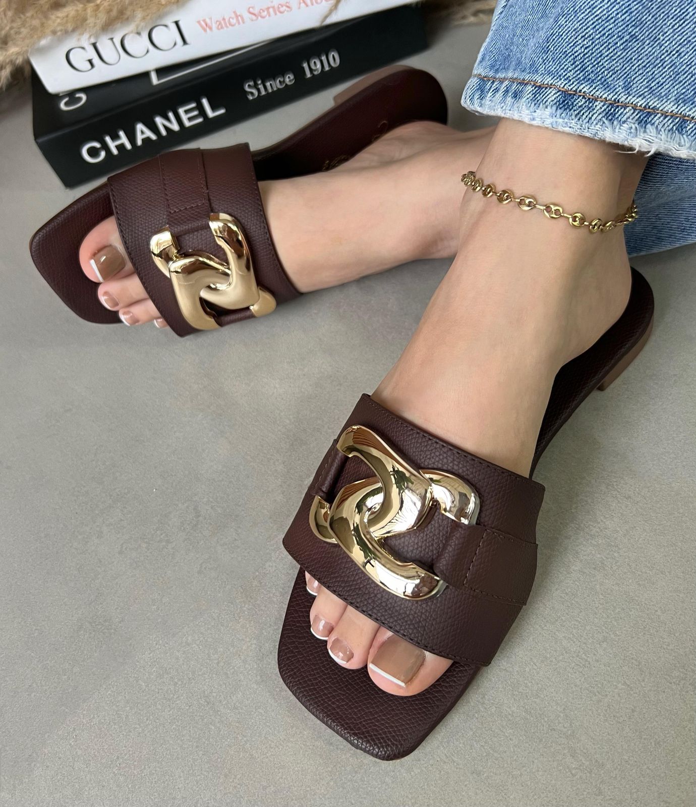 Sandalia Luxe Gold