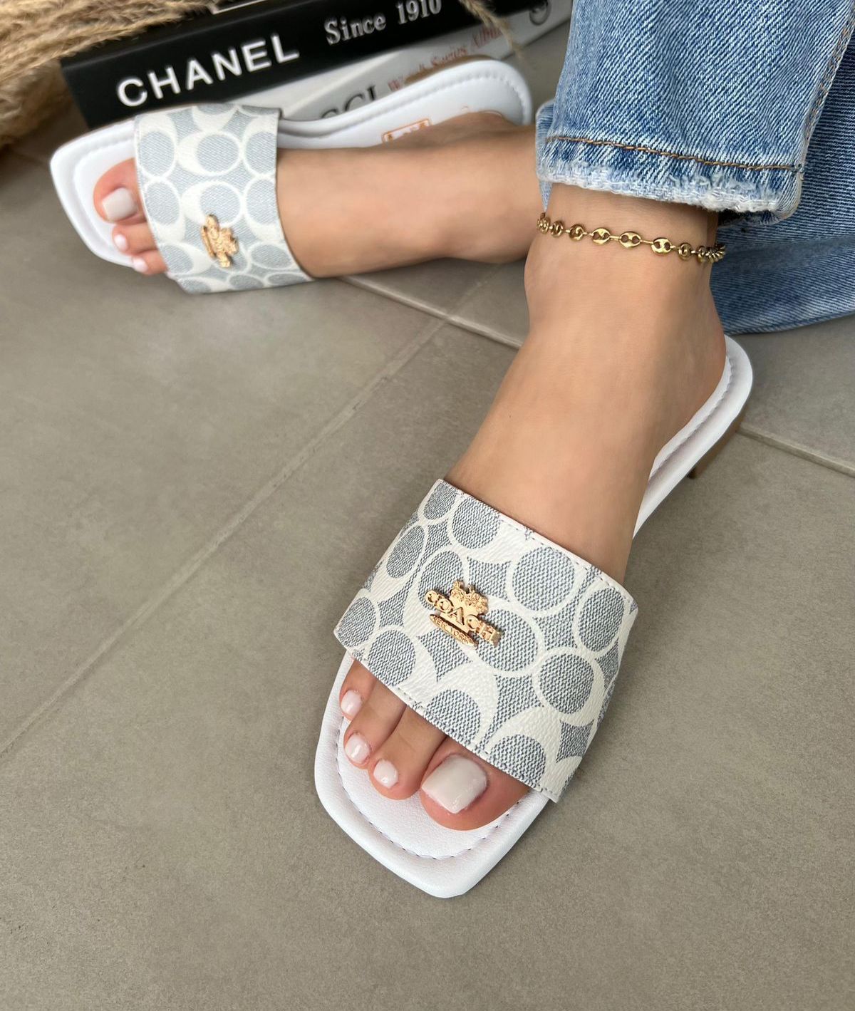 Sandalia Classic Pattern