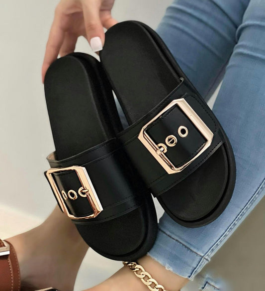 Sandalia Buckle Chic